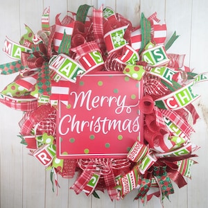 Kerstkrans voor voordeur of veranda, Traditionele kerstkrans voor de feestdagen, Voordeurkrans voor vrolijk kerstfeest in de winter, Klaar om te verzenden