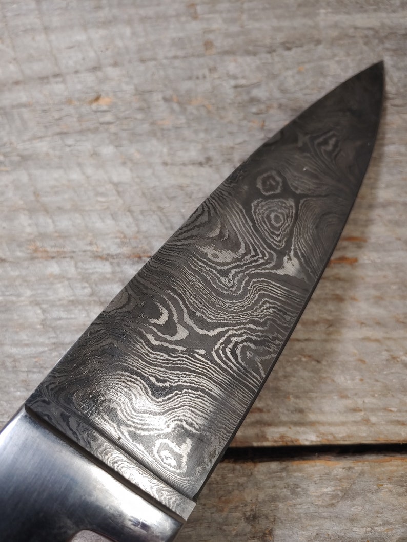 8 Bone Chef Knife Twist Pattern Damascus steel image 3