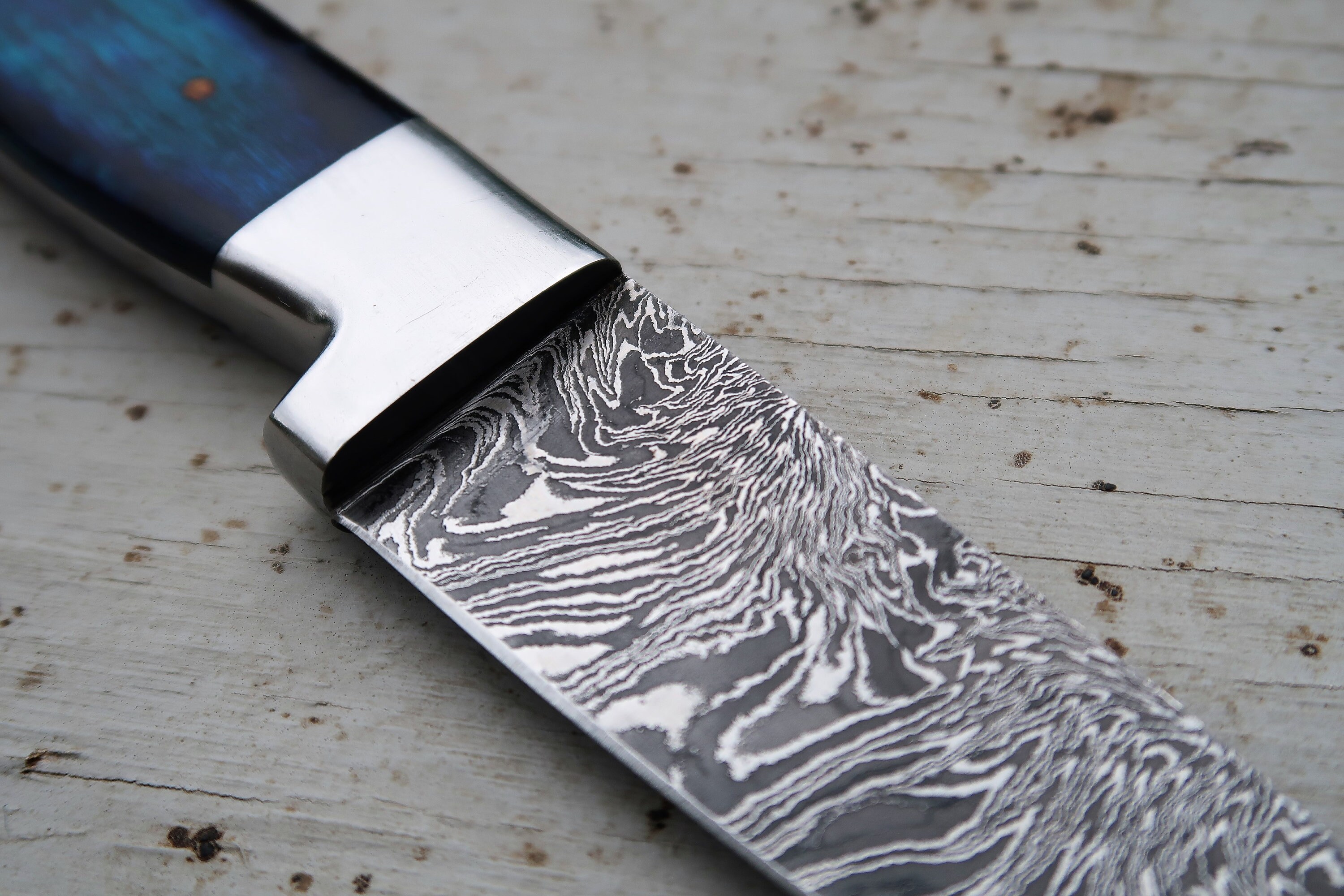 3.5 Azure Paring Knife; Twist Pattern Damascus steel, Royal Blue Dyed