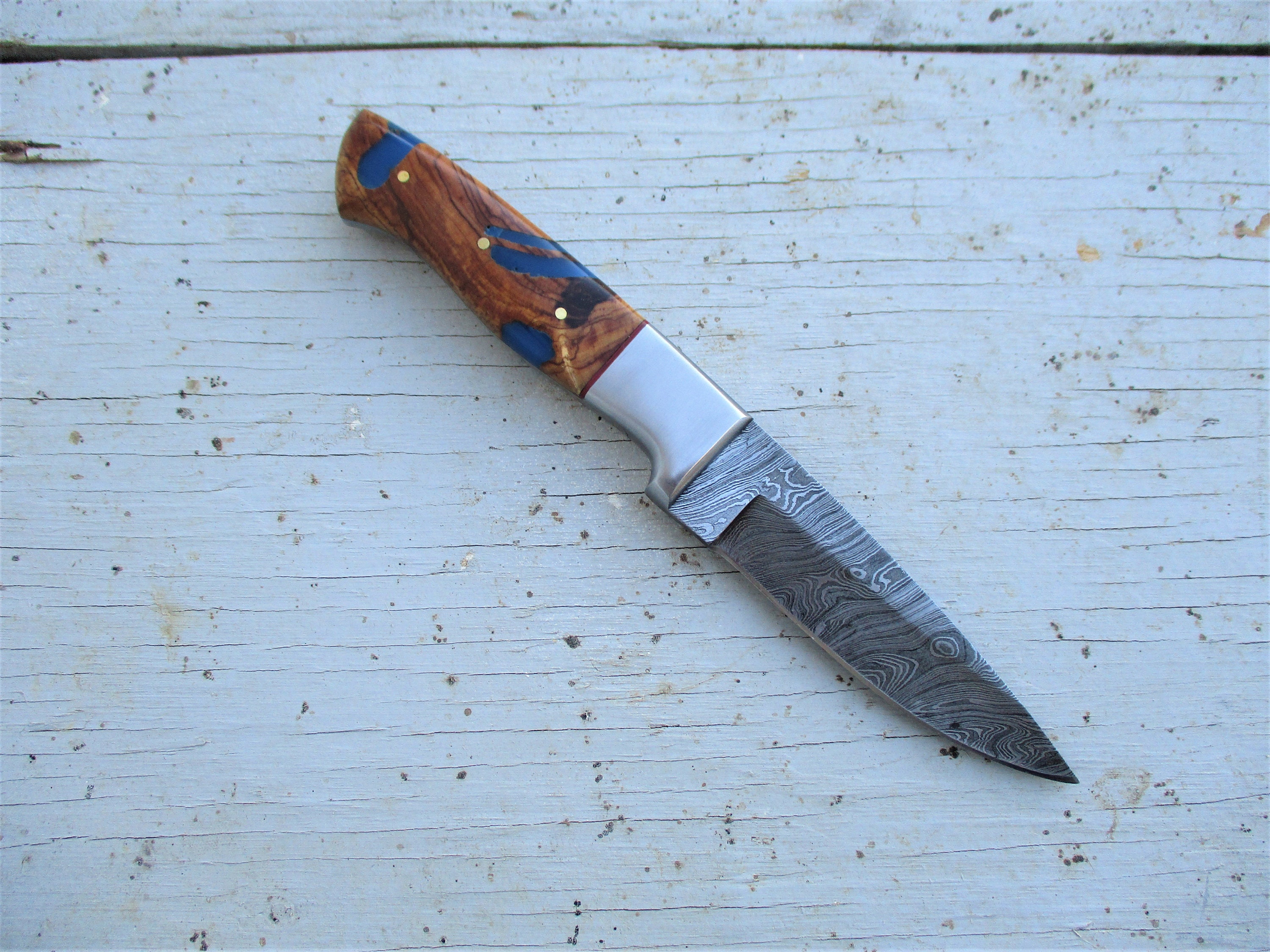 Riptide Skinner Knife; Twist Damascus Blade, Olive Burl and Resin Handle