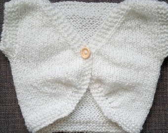 Newborn baby bolero. Sleeveless baby bolero cardigan. Baby waistcoat gilet. Hand knitted baby clothes. 0-3 months old. Angel top