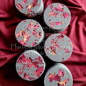 Obsidian Rose Bath Bomb