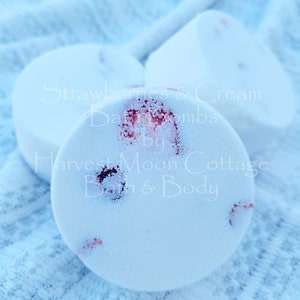 Strawberries & Cream Bath Bomb