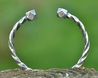 VAS - Hand-Forged & Twisted VIKING Bracelet 925 / 999 SILVER