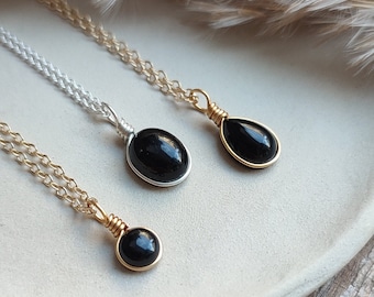 Zwarte onyx ketting / zwarte kristallen ketting / zwarte steen