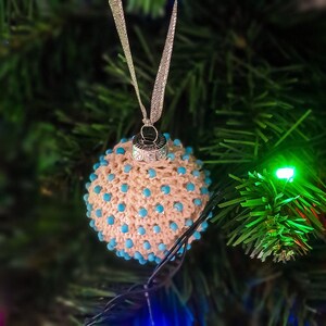 Crochet Pattern//Beaded Christmas Baubles image 5