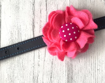 Pink Dog Collar Flower in a wool felt fabric