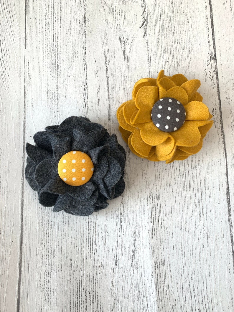 Grey Dog Collar Flower in a wool felt fabric image 2