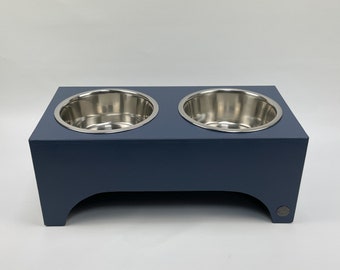 Large Raised Dog Feeding Stand