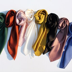 Satin long scarf Outlet