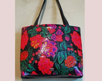 Moschino Embossed Leather Floral Purse 90's