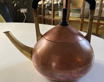 Copper and brass kettle by Hugo Leven, Germany