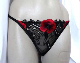 Women's thong- sexy- embroidered flowers- Victoriakaline model