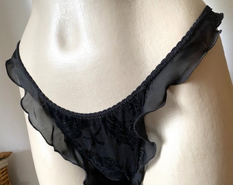 String sexy noir imprimé velours