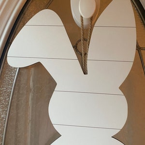 Shiplap Bunny Door Hanger image 3