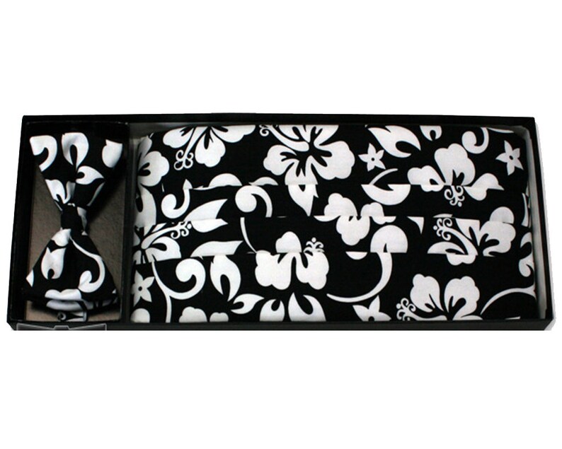 Assorted Color Pareaus Floral Pleated Cummerbund /& Bow Tie Sets