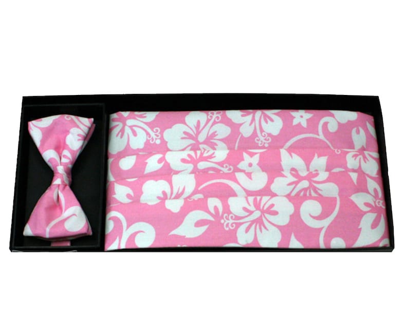 Assorted Color Pareaus Floral Pleated Cummerbund /& Bow Tie Sets