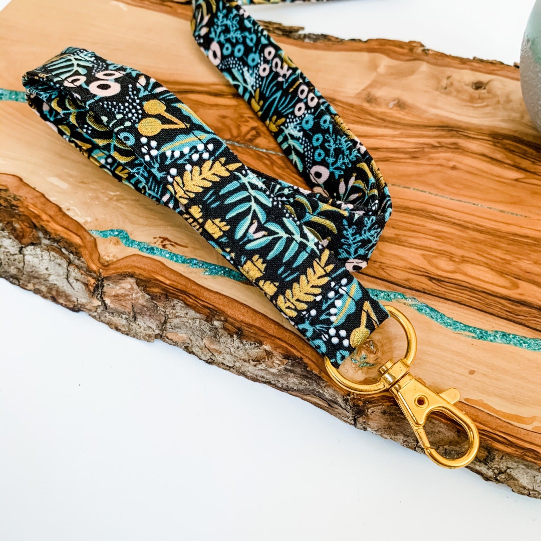 Amiibo Compatible Tags WXJ13 50 Pcs NFC Tags NTAG215 – 25mm Round Blank NFC  Cards With Storage Box, Compatible With Amiibo & Phones Blank NFC Chips For  Tagmo Amiibo