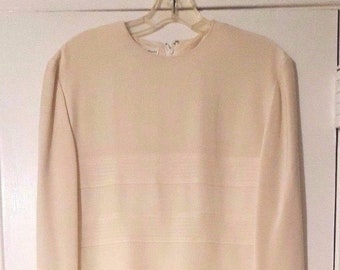STARINGTON 100% Seda Marfim Creme Vestido Justo Totalmente Forrado Manga Longa Tamanho 8. Minimalista. Simples, elegante. Nunca usado.