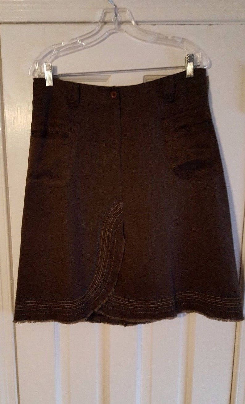 Vintage 90s i.t.w 100/% Linen Skirt Medium by claude brown Brown Silk /& Embroidered Trim Flattering Interesting Design Flared SALE