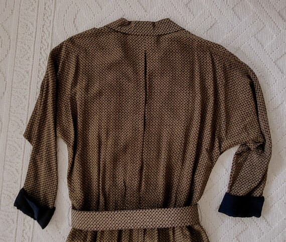 ARGENTI 100% Taupe Silk Print Belted Shirtwaist D… - image 5