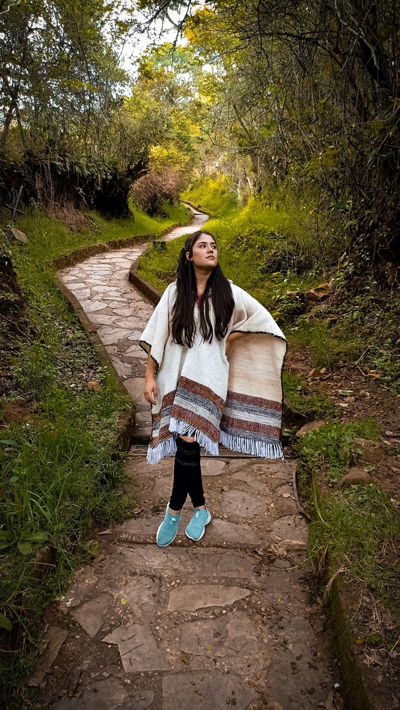 10 Colombian Ruanas With Hood/10 Wool Capes/wool Poncho/wool - Etsy