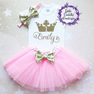 Tenue personnalisée en tutu d’anniversaire de princesse, body de premier anniversaire, onesie d’anniversaire, tenue d’anniversaire, tenue d’anniversaire de princesse, séance photo