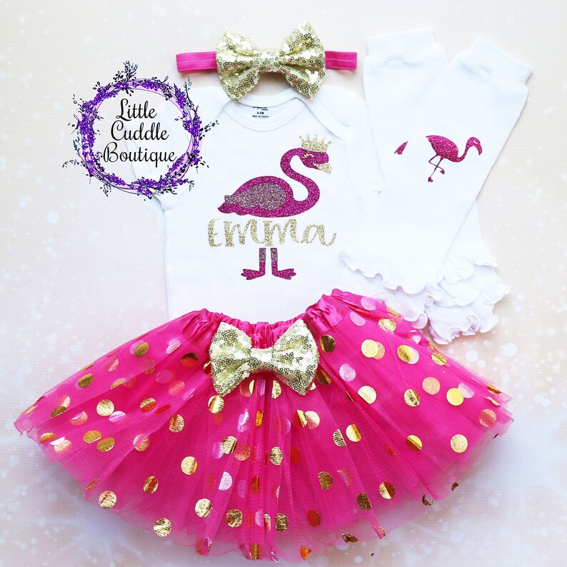 flamingo outfit girl