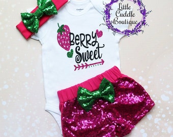 Berry Sweet Shorts Outfit, Strawberry Baby Outfit, Sweet One Birthday, First Birthday Outfit, Baby Girl Outfit, Strawberry Bodysuit