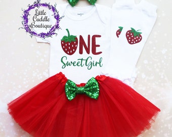 One Sweet Girl Truskawkowy Tutu Outfit, One Berry Specjalny Dziewczynski Outfit, Berry Sweet Onesie, Berry Sweet 1st Birthday, Fruit Pierwsze Urodziny