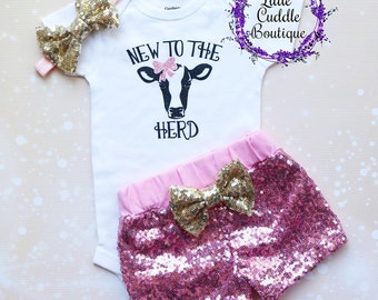 New To The Herd Shorts Outfit, Cowgirl Newborn Outfit, Country Baby Outfit, Western Baby Outfit, Western Newborn Bodysuit, Country Baby