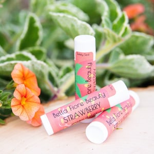 Strawberry Chapstick, 0.15 oz