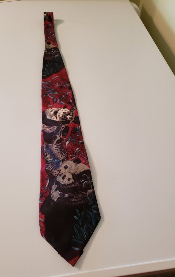 Vintage Men's Lost Kingdom Panda Bear Necktie