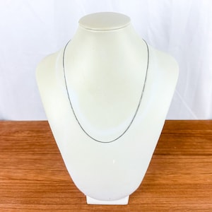 Vintage Sterling Silver Dainty Box Chain Necklace
