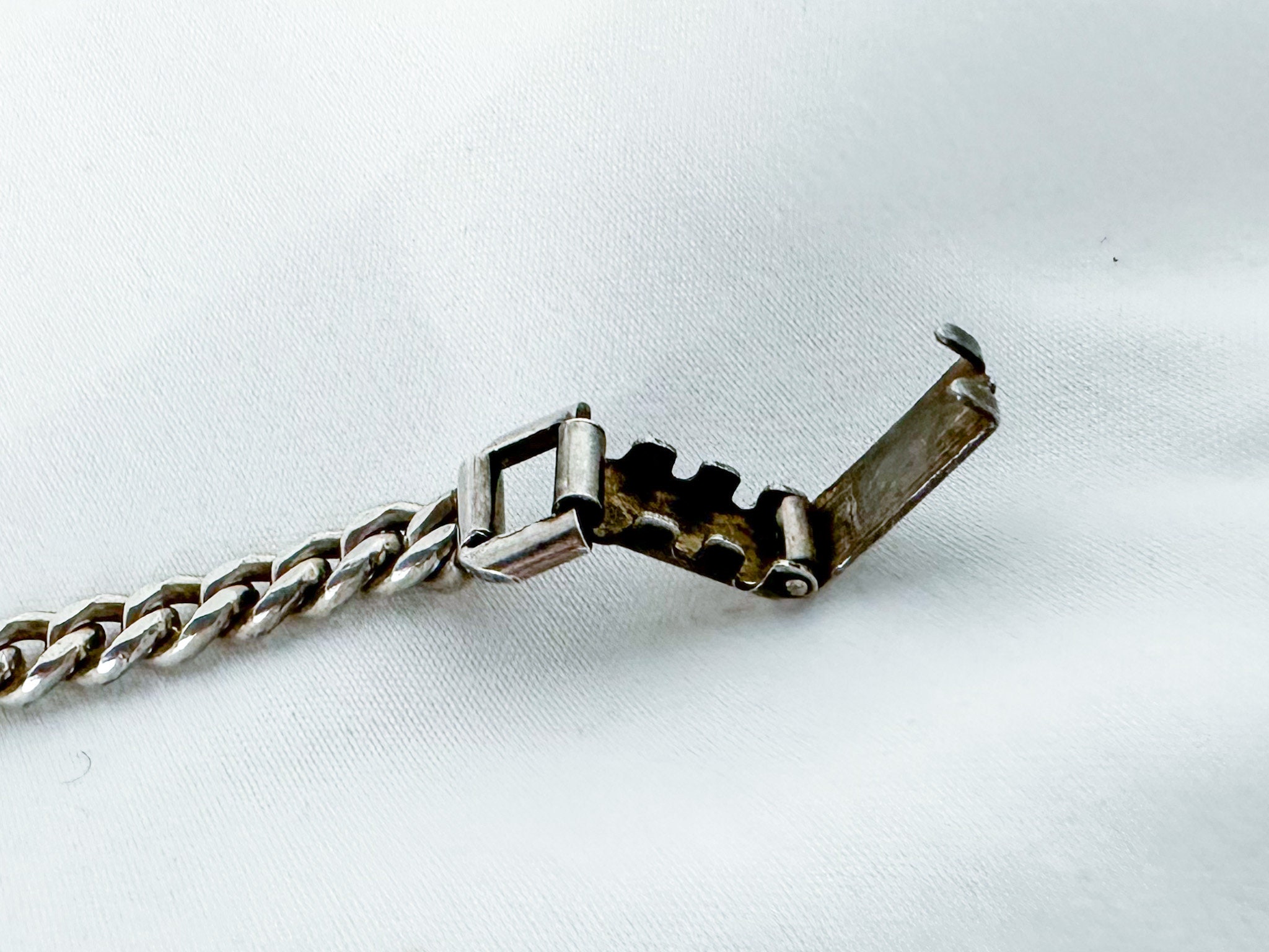Vintage USNR O Sterling Silver ID Bracelet, 1940s - Etsy Vintage USNR O Sterling Silver ID Bracelet, 1940s - Etsy