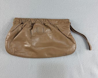 Anne Klein for Calderon Vtg Tan Leather Ruched Frame Snap Clutch Wristlet Bag
