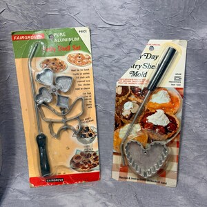 Vintage Fairgrove & Adam Industries Aluminum Pastry Shell Rosette Mold Sets 187