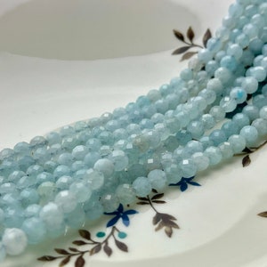 6 mm natuurlijke kleur gefacetteerde ronde aquamarijn edelsteen kralen echte Gemmy aquamarijn blauwe kleur aquamarijn edelsteen kralen 15 inch #4102