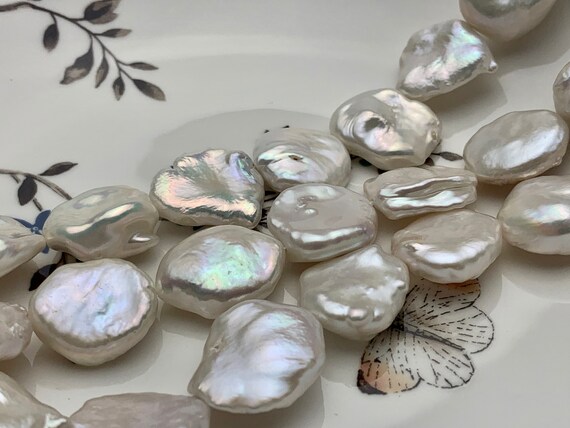17-20mm AAA Very Rare Natural White Freshwater Round Flat