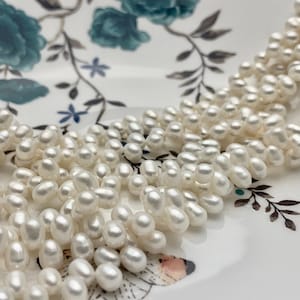 5x7mm 6x8mm AAA Top Drilled Natural White Rice Freshwater Pearl Beads Genuine Cultured Freshwater Pearls Smooth Natural Dancing Pearls #458