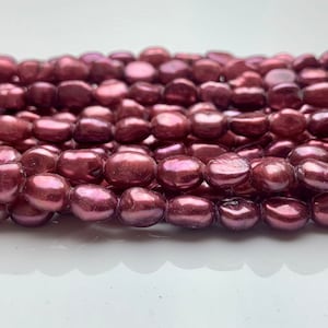 6 x 8 mm AA ラージホール クランベリーカラー ライスナゲット 淡水パール 穴サイズ 1.5 mm 光沢のある本物のライスナゲットパールビーズ #P1072