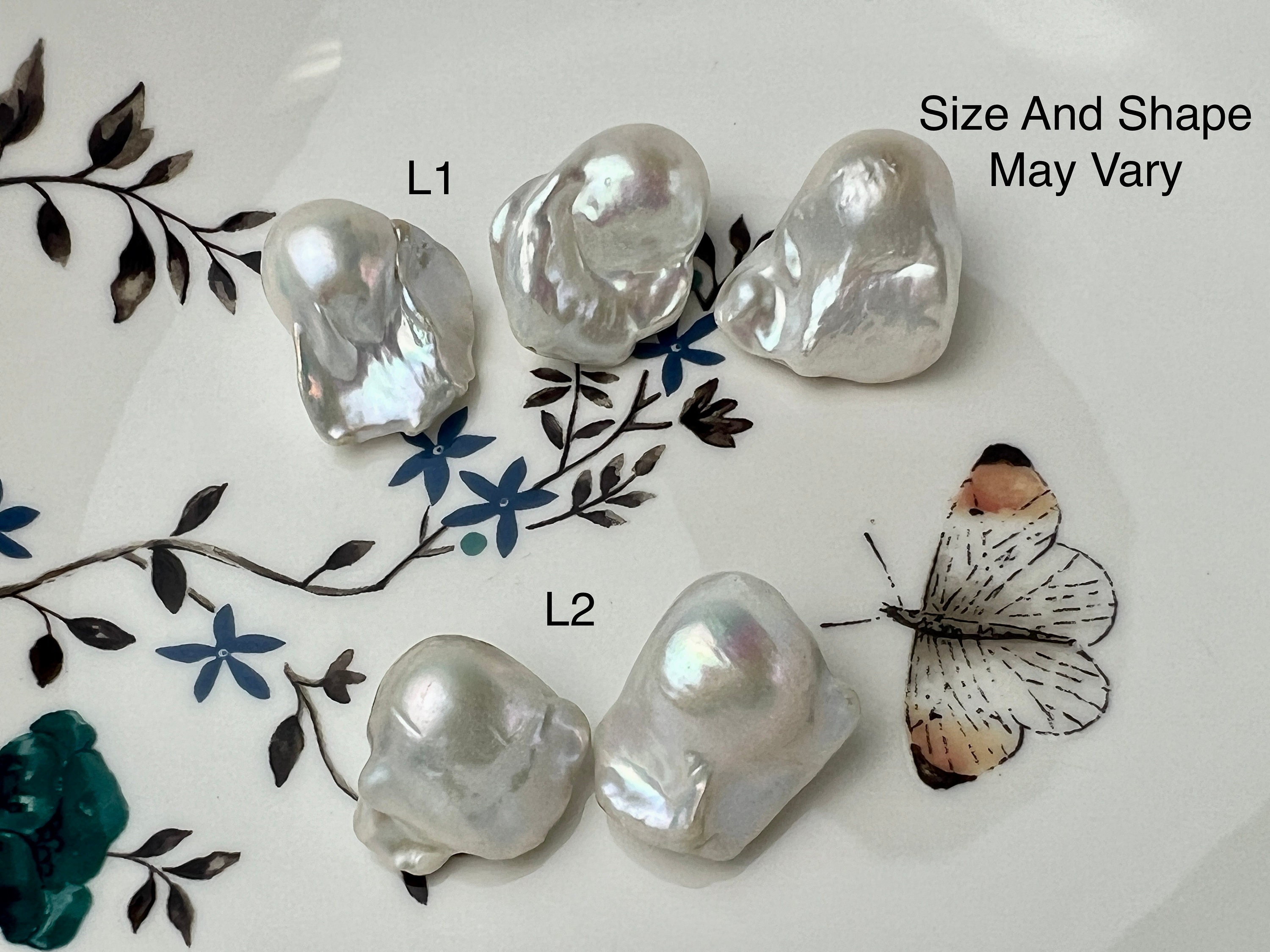 One-of-a-kind 15-18x22-30 Mm AAA Jumbo Natural White Baroque