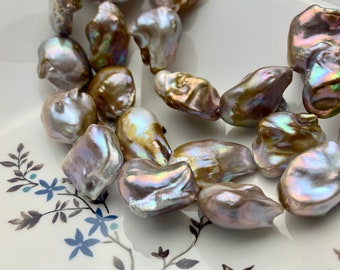 Orecchini Pendenti Bijou Con Perla Barocca E Zirconi &ndash; Rosa, Rossi, Placcati Oro