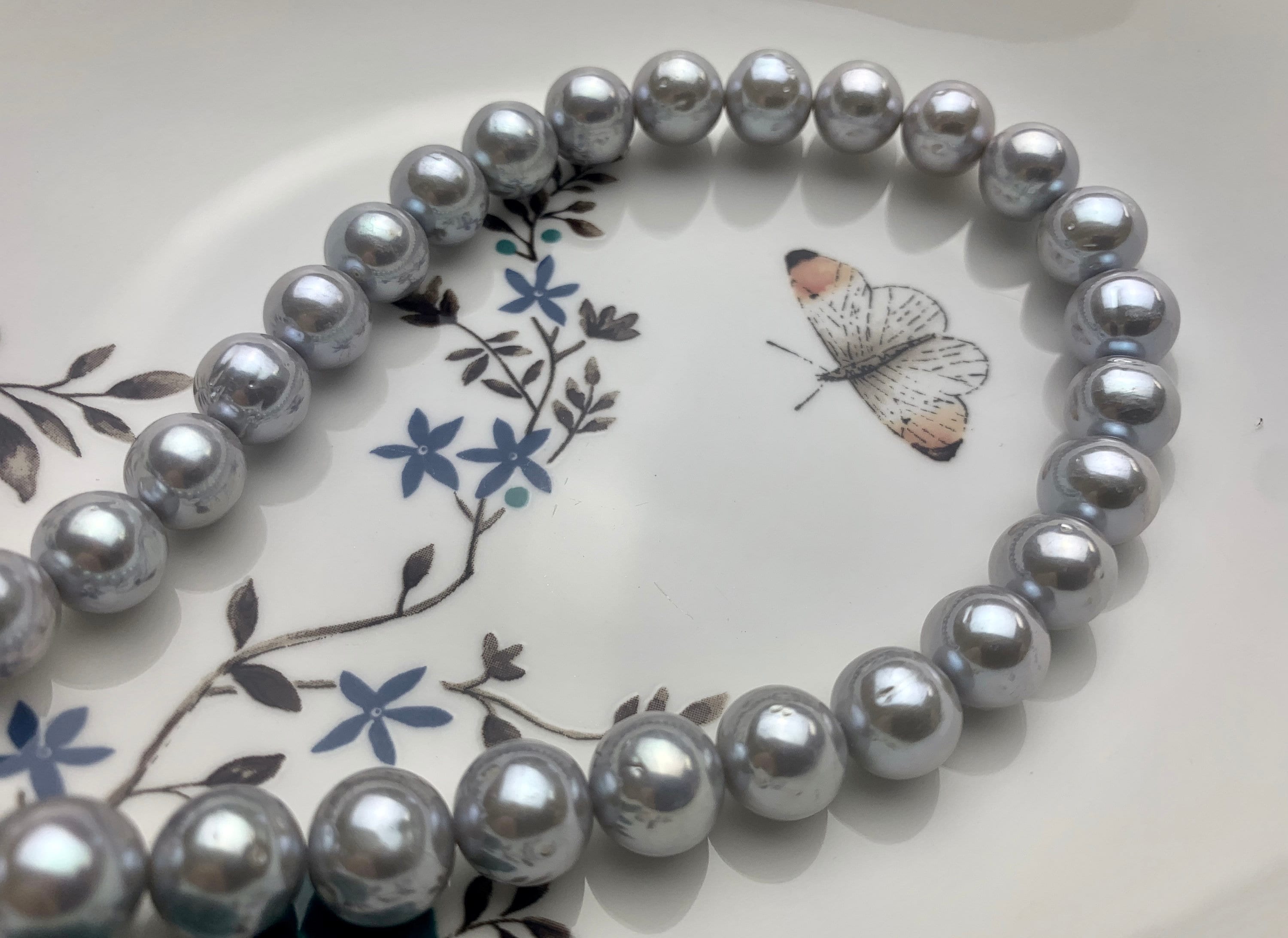 10-12 Mm AAA Extra Shiny Gray Color off Round Freshwater
