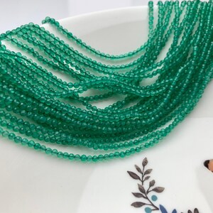 BEST DEAL 2,5 mm AAA facettierte runde kleine grüne Onyx Edelstein Perlen echte natürliche grüne Onyx lose Perlen 13 Zoll Strang #2509