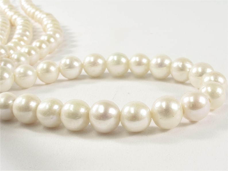 High Luster White Genuine Pearls 10 mm Half Strand Extra Shiny Large Hole Natural White Round Freshwater Pearl Beads 2mm Hole 231-LHRW10