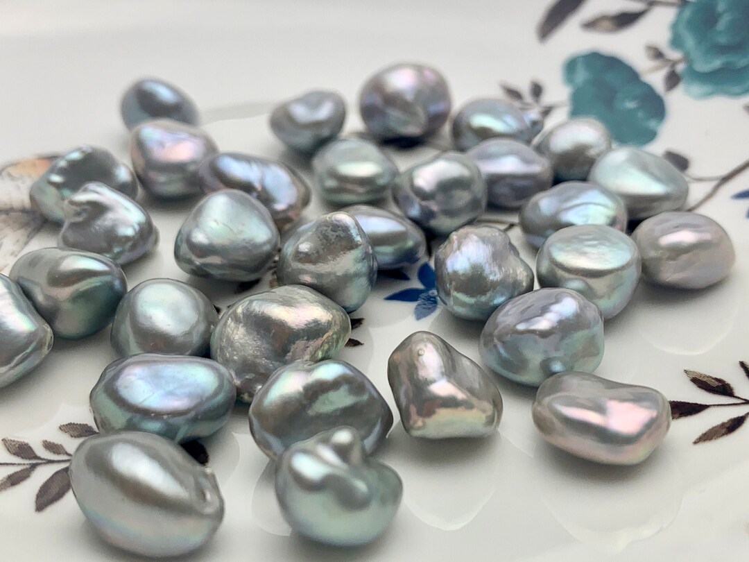 ONE Piece AAAAA 10-13 Mm Top Quality High Luster Half ONE Piece AAAAA 10-13 Mm Top Quality High Luster Half