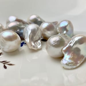 One-Of-A-Kind 16-18x24-32 mm AAA Jumbo Natural White Baroque Pearl High Luster Through Drilled Drop Shape Baroque Pearl Beads #P1020-TH
