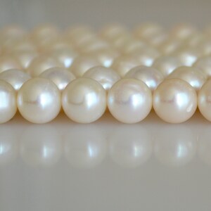 AA 8-8.5mm white nugget freshwater pearls,Loose Pearls Bulk Supplies AA 8-8.5mm white nugget freshwater pearls,Loose Pearls Bulk Supplies