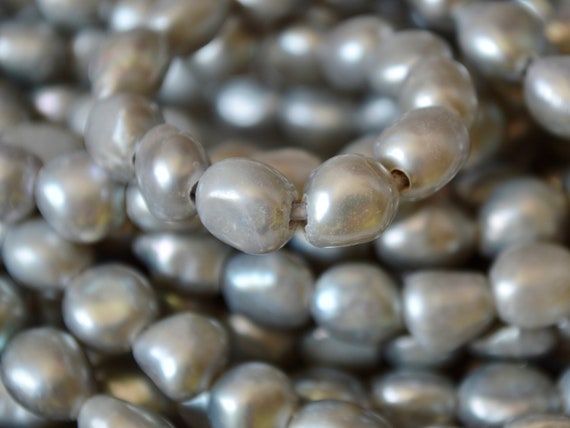 9-10x12-14mm Large Hole White Color Rice Nugget Freshwater Pearl Hole 2.1mm #791 9-10x12-14mm Large Hole White Color Rice Nugget Freshwater Pearl Hole 2.1mm #791